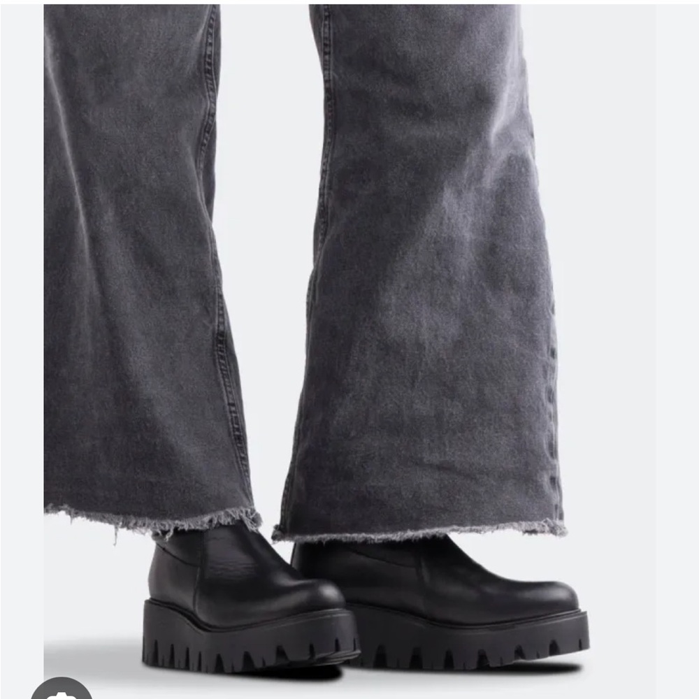 L’Intervalle Olten Black Stretch Boots